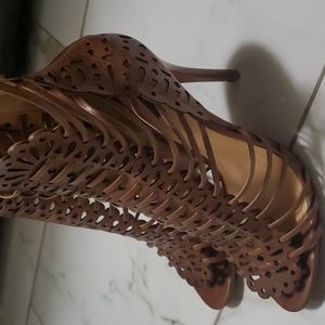 Brown 7.5 stiletto shoes
